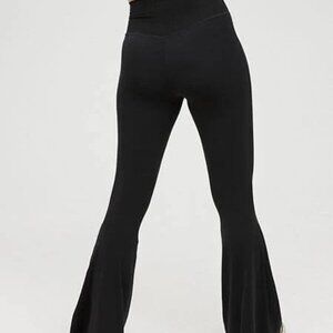 OFFLINE By Aerie Real Me High Waisted Crossover Flare Legging - Size S Petite